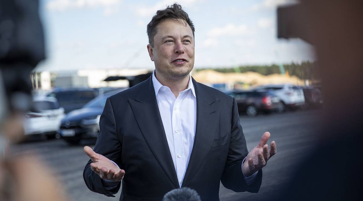 Elon Musk rimerr fronin, është sërish njeriu më i pasur në planet sipas Bloomberg