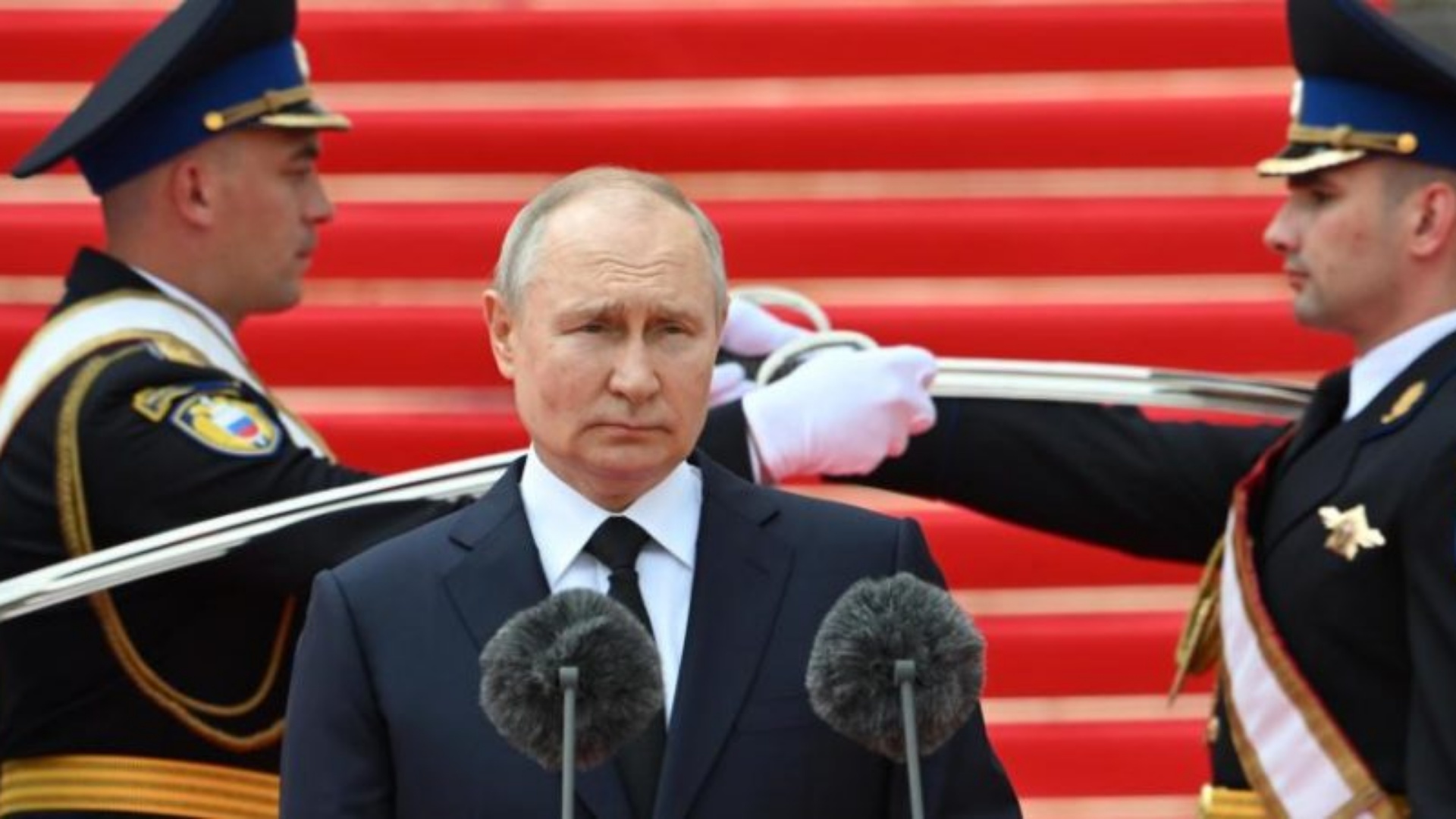 Putin urdhëron stërvitje taktike të armëve bërthamore pas ‘kërcënimeve perëndimore’!