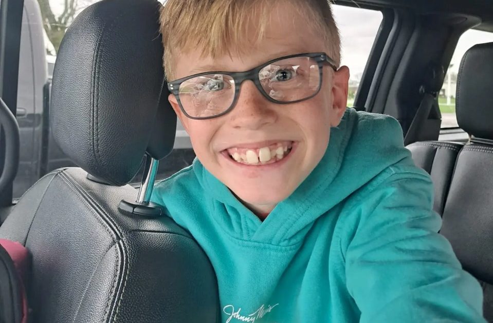 U bullizua për syzet dhe dhëmbët, 10-vjeçari kryen vetëvrasje!