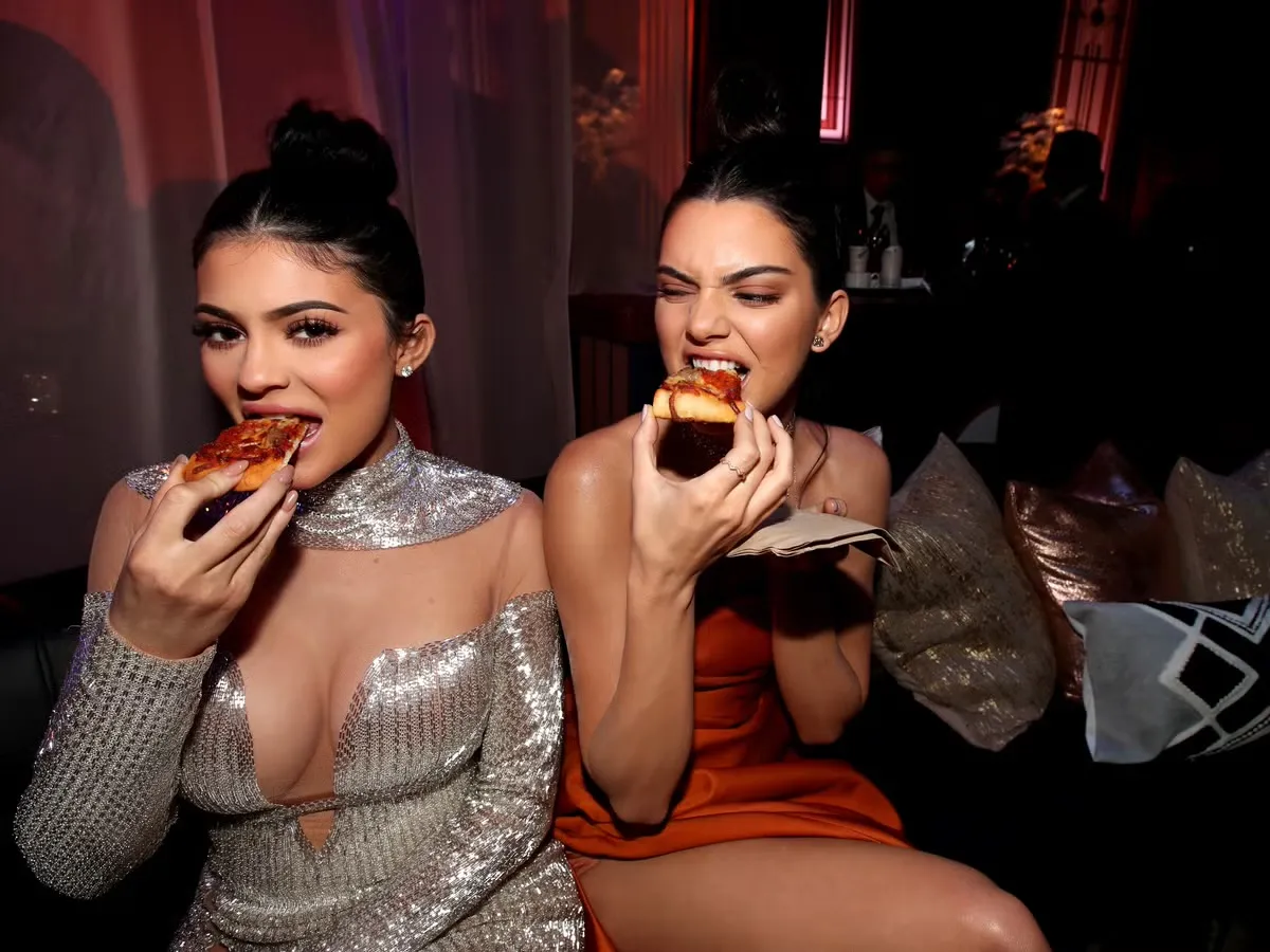 “Ngrënia në darkë të shëndosh”-mit apo fakt? Ja çfarë duhet të dini rreth kësaj