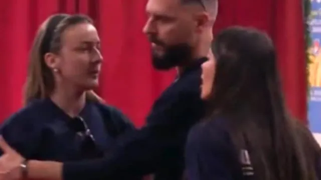 “Vrimat tregoja babait tënd…”/ Greta i kthehet keq Juelës: Je mësuar rrugëve