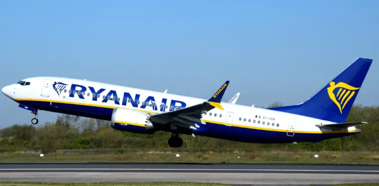 Lufta me Iranin/ CEO i Ryanair paralajmëron rritje çmimesh dhe anulime fluturimesh këtë verë